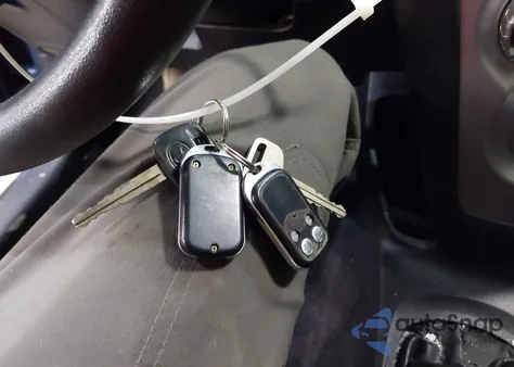 2008 Toyota Yaris S из США, поврежденный, VIN JTDBT923481230853